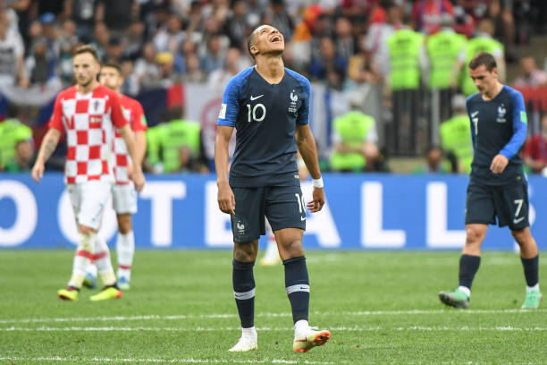 临不少指控 临不少指控