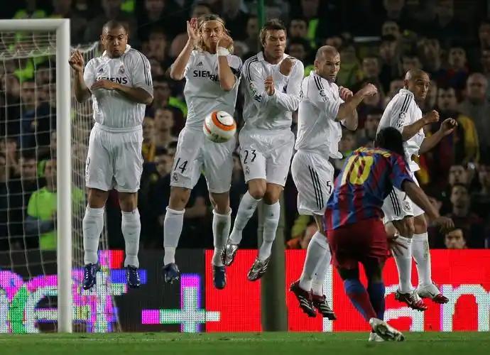 马丁内斯 马丁内斯