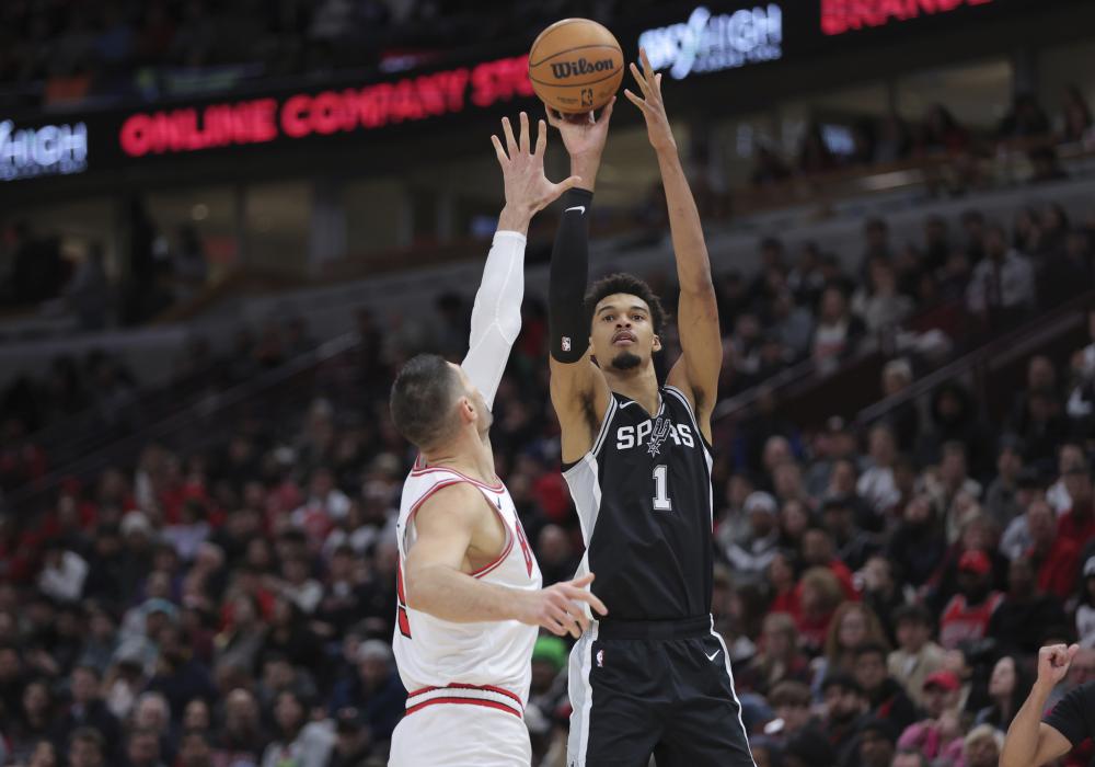 与媒体讨论 与媒体讨论